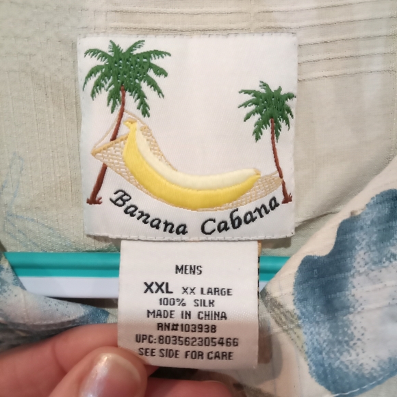 Banana Cabana 100% silk floral button up shirt size XXL - Picture 4 of 4
